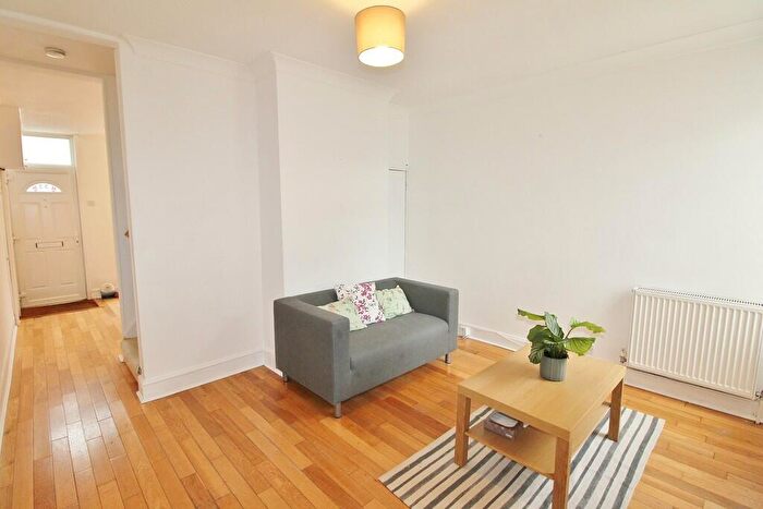 2 Bedroom Terraced House To Rent In Talbot Road, Southsea, PO4