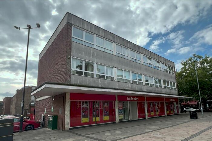 2 Bedroom Apartment To Rent In Forrester House, St. Peters Street, St. Albans, AL1