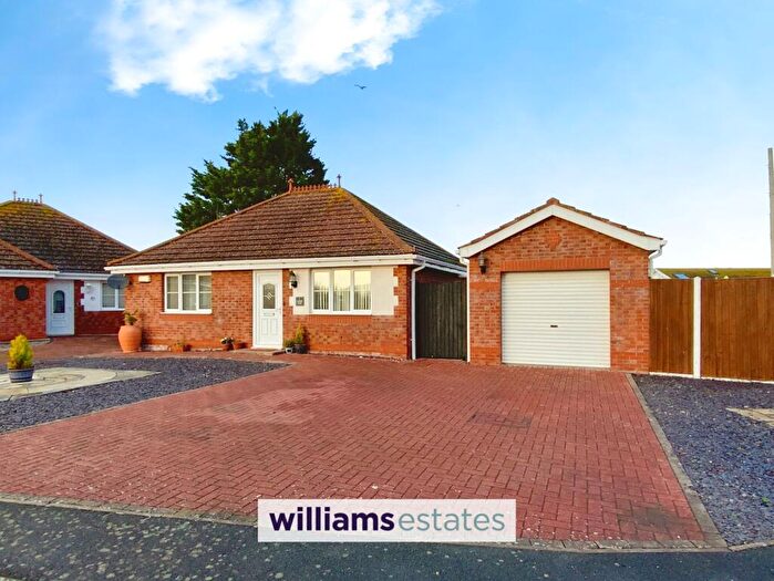 2 Bedroom Detached Bungalow For Sale In Summer Court, Towyn, LL22