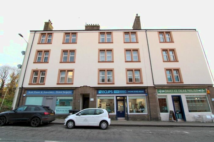 1 Bedroom Flat To Rent In High Street, Lochee, Dundee, DD2