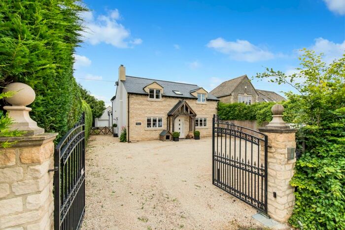 4 Bedroom House To Rent In Burford Road, Witney, OX29