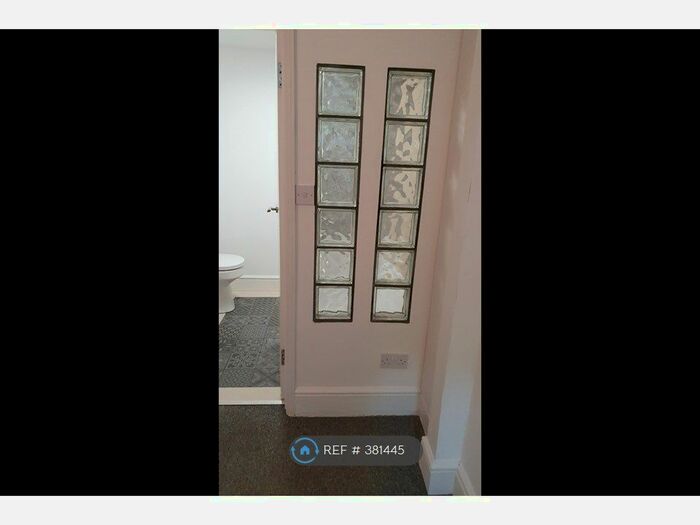 1 Bedroom Flat To Rent In Trinity, Margate, CT9