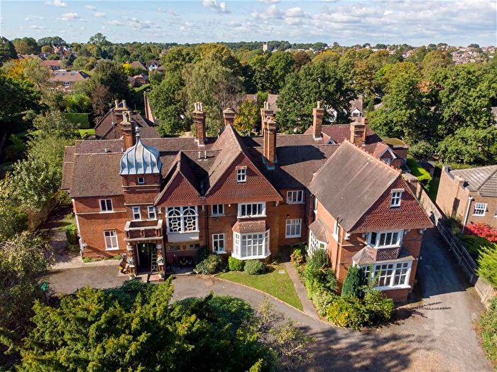 1 Bedroom Flat To Rent In Selwood House, Kemnal Road, Chislehurst, BR7