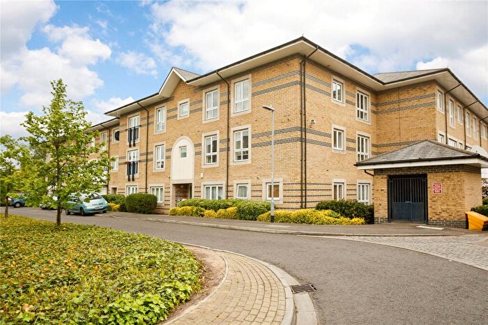 2 Bedroom Apartment To Rent In Longworth Avenue, Chesterton, Cambridge, Cambridgeshire, CB4