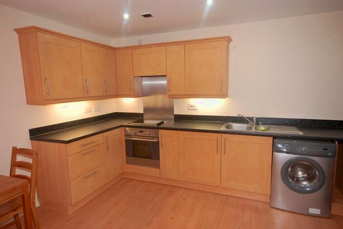1 Bedroom Flat To Rent In Hollin Bank Court, Blackburn, BB2