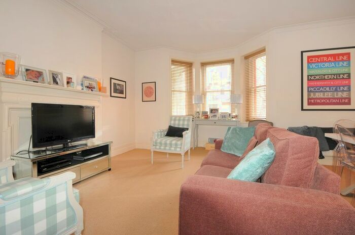 2 Bedroom Flat To Rent In Castellain Road, London, W9