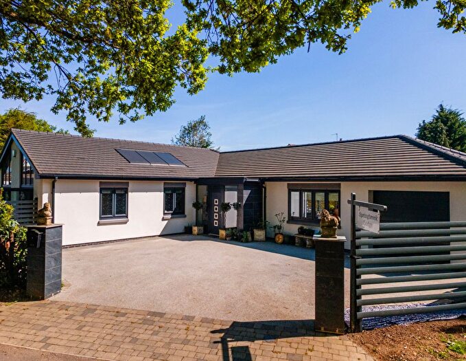 3 Bedroom Bungalow For Sale In Springbrook Lane, Solihull, B94