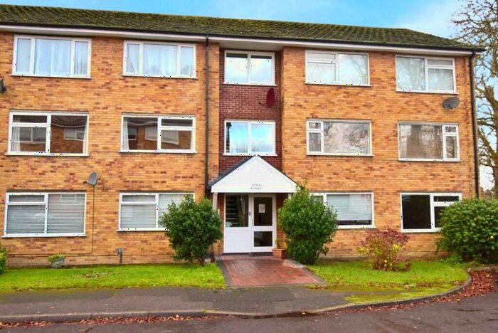 2 Bedroom Apartment To Rent In Sylvia Close, Basingstoke, Hampshire, RG21