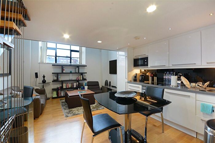 1 Bedroom Flat To Rent In Blandford Street, London, W1U