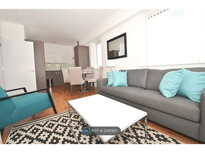 1 Bedroom Flat To Rent In Union House, Hayes, UB3