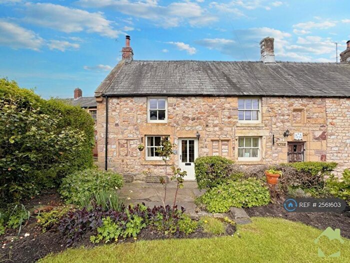 3 Bedroom Semi Detached House To Rent In Hollins Hill, Preston (Lancs), PR3