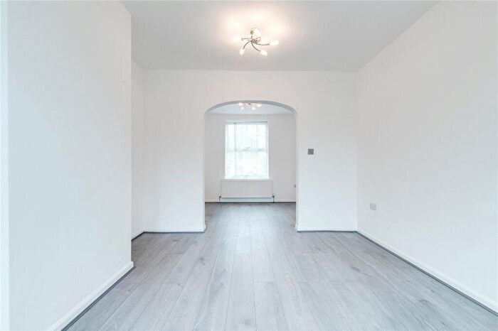 2 Bedroom Terraced House To Rent In Buckfast Road, Morden, SM4