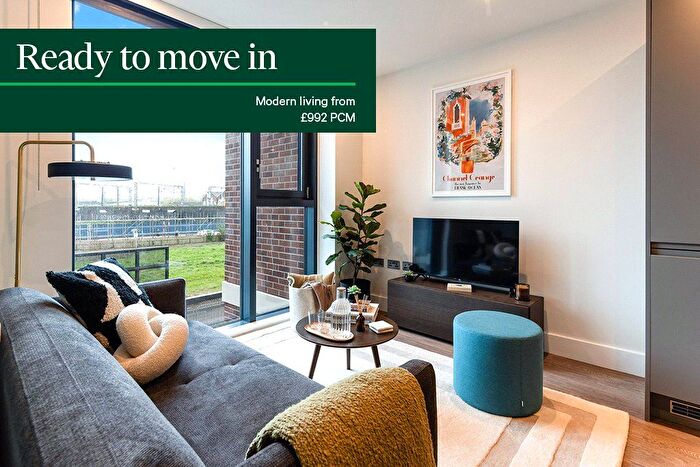 Studio To Rent In Uncle Leeds, Whitehall, LS12