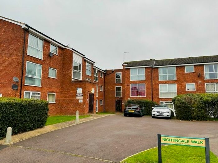 2 Bedroom Flat To Rent In Nightingale Walk, Hemel Hempstead, HP2