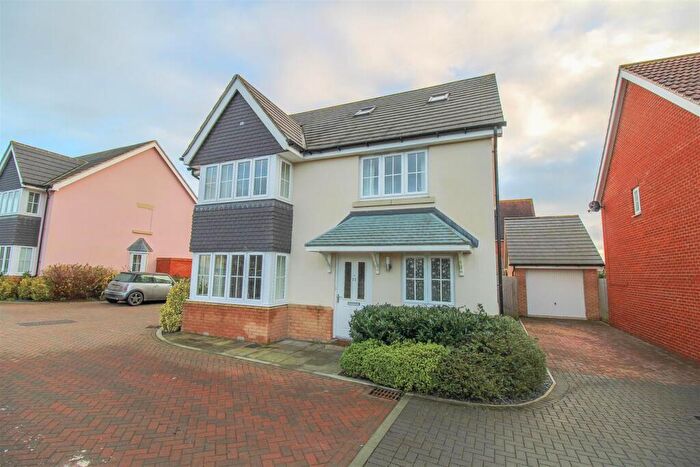 6 Bedroom Detached House To Rent In Stane Road, Takeley, CM22