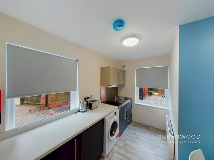 1 Bedroom Flat To Rent In Hythe Quay, Colchester, CO2