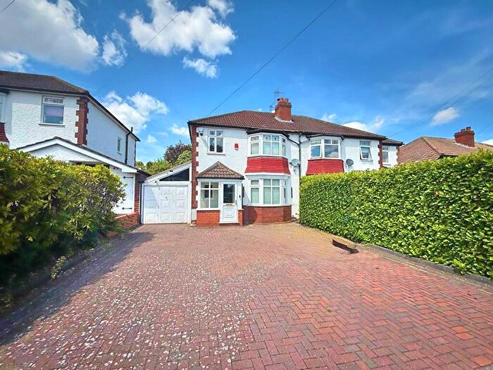 3 Bedroom Semi-Detached House For Sale In Manor Road, Streetly, Sutton Coldfield, B74