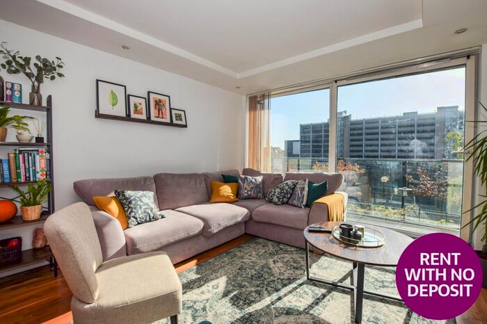 2 Bedroom Flat To Rent In City Lofts, The Quays, Salford Quays, Manchester, M50