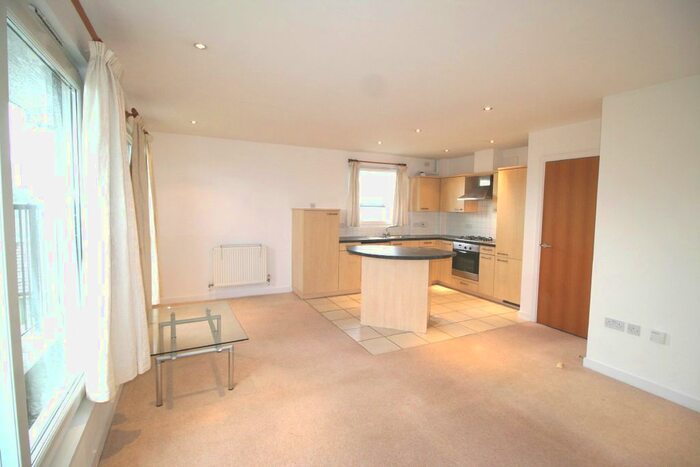 2 Bedroom Flat To Rent In West Hill, Putney, SW15