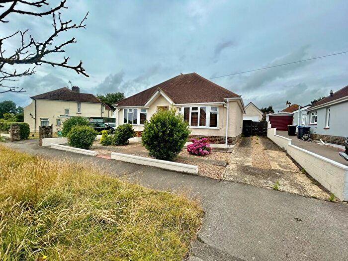 3 Bedroom Bungalow To Rent In Close To Lancing Seafront, BN15