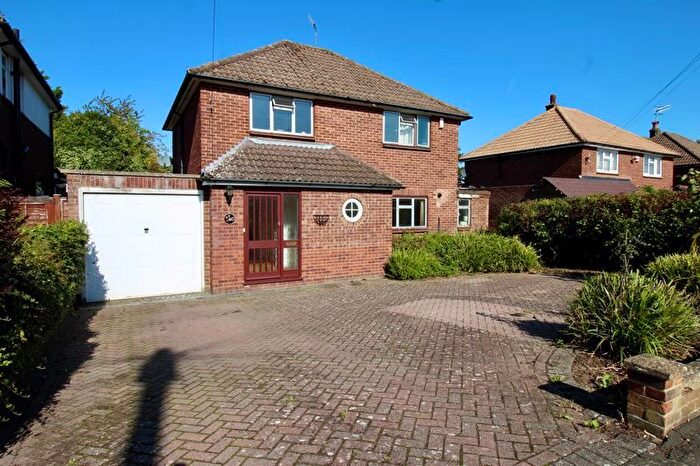 3 Bedroom Detached House For Sale In Ridgeway Crescent, Tonbridge, TN10