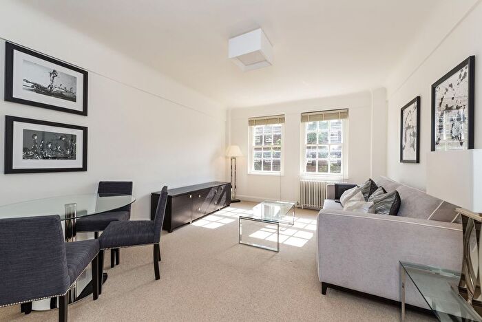 2 Bedroom Flat To Rent In Fulham Road, South Kensington, SW3