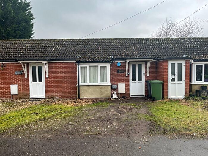 1 Bedroom Terraced Bungalow For Sale In Creake Road, Sculthorpe, Fakenham, NR21