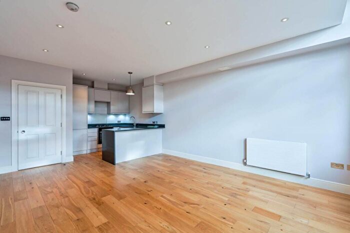 1 Bedroom Flat For Sale In The Old Registry, Kingston, Kingston Upon Thames, KT2