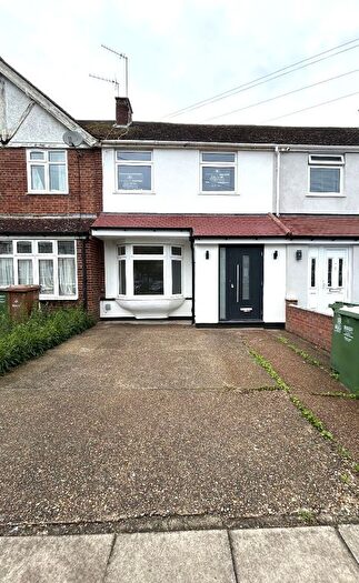 3 Bedroom Terraced House To Rent In Montrose Avenue, Welling, DA16
