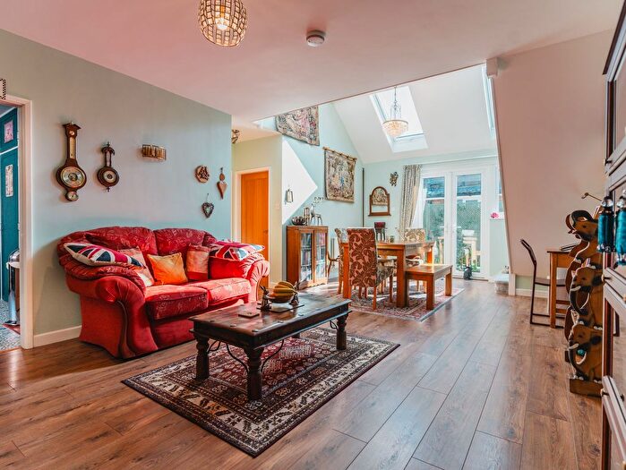 4 Bedroom Detached House For Sale In Snows Lane, Keyham, LE7