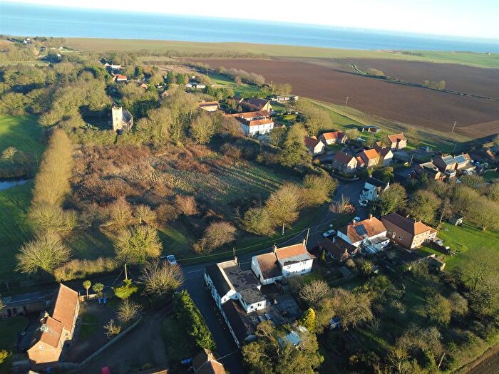 4 Bedroom Detached House For Sale In Holmpton, East Yorkshire, HU19