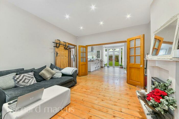 5 Bedroom Semi-Detached House To Rent In Westbourne Road, Croydon, CR0