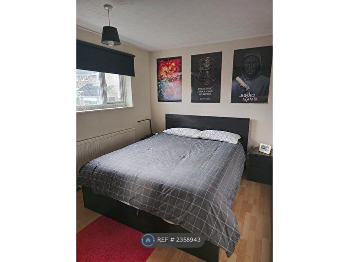 2 Bedroom Semi-Detached House To Rent In Jubilee Close, Northampton, NN4