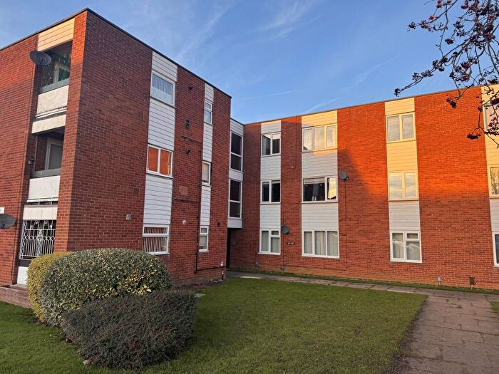 2 Bedroom Flat To Rent In Porlock Close, Duston, NN5