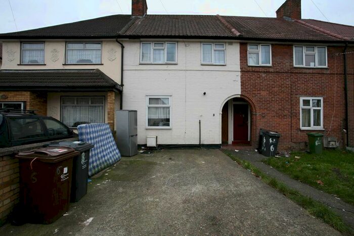 3 Bedroom Terraced House To Rent In Broad Street, Dagenham RM10