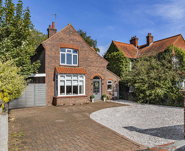 3 Bedroom Detached House For Sale In Cambridge Road, Ely, Cambridgeshire, CB7