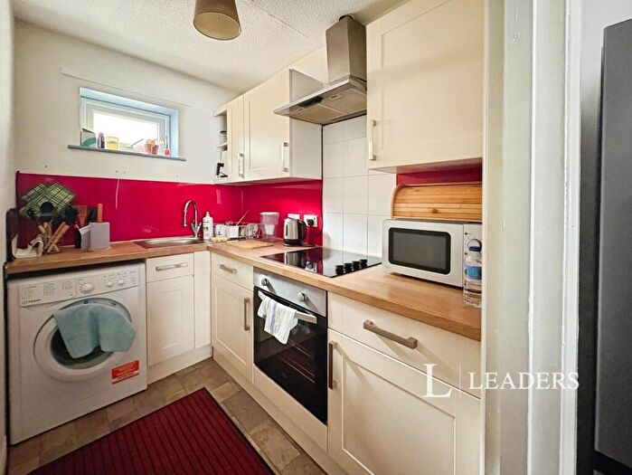 1 Bedroom Flat To Rent In High Street, Bognor Regis, West Sussex, PO21