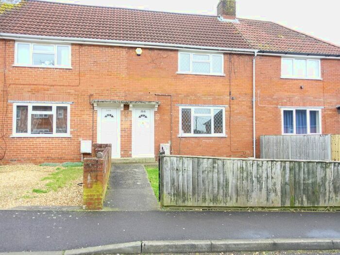 Houses to rent in Yeovil, Somerset