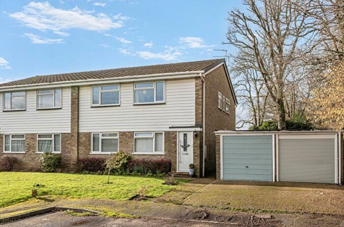 2 Bedroom Maisonette For Sale In Justinian Close, Chandler's Ford, SO53