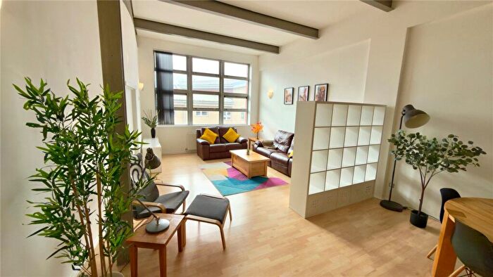 2 Bedroom Apartment For Sale In Branston Street, Birmingham, Birmingham, B18