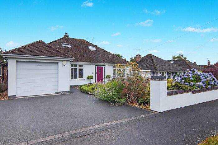 4 Bedroom Detached Bungalow For Sale In Highland Road, Kenilworth, CV8