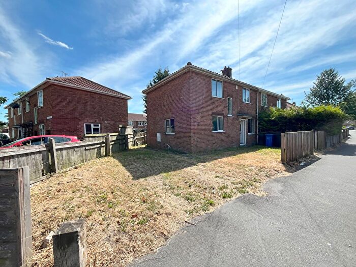 4 Bedroom Semi-Detached House To Rent In Woodcock Road, Norwich, NR3