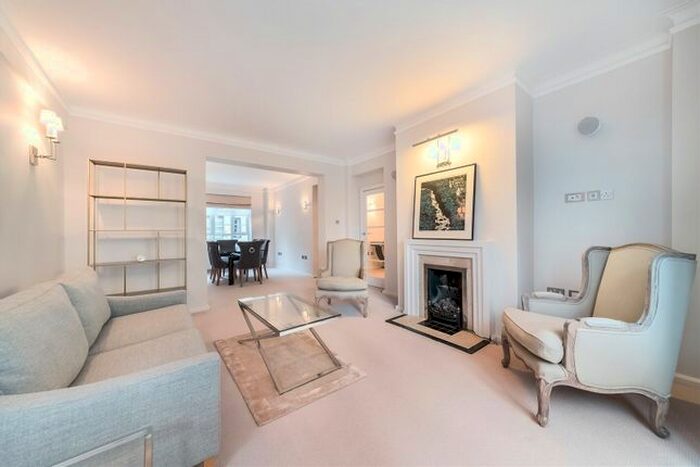 2 Bedroom Flat To Rent In Westminster Gardens, Marsham Street, Westminster, London, SW1P