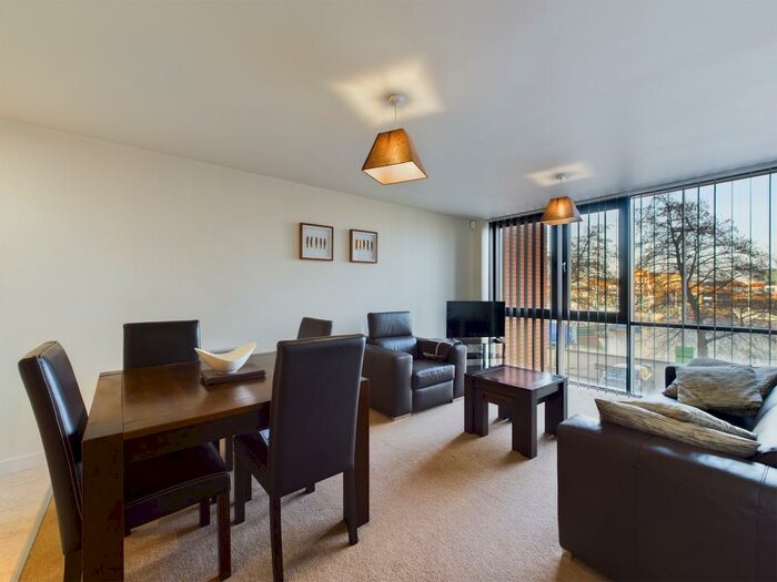 1 Bedroom Apartment To Rent In Freedom Quay, Railway Street, Hull Marina, HU1