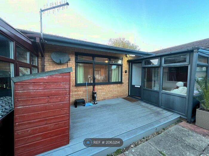 1 Bedroom Bungalow To Rent In Garden Court, Bournemouth, BH1