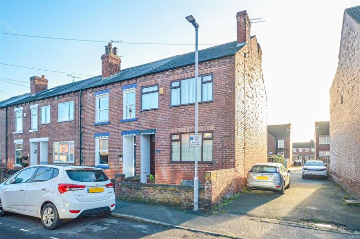 3 Bedroom End Terrace House For Sale In King Street, Normanton, WF6