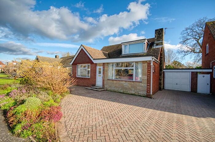 3 Bedroom Detached House For Sale In Alexandra Way, Botley, Southampton, SO30