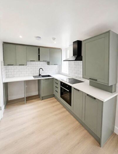 2 Bedroom Apartment To Rent In Alfred Road, Prenton, CH43