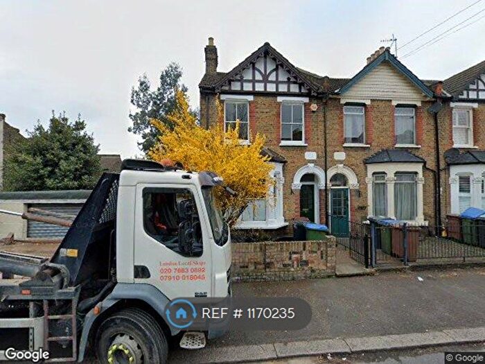 3 Bedroom End Of Terrace House To Rent In Shaftesbury Road, London, E17