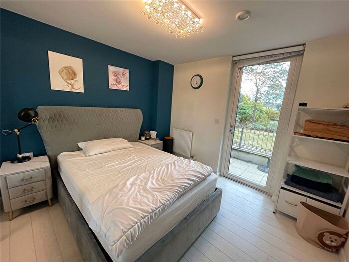 3 Bedroom Flat To Rent In Pyrene House, Clayponds Lane, Brentford, Greater London, TW8